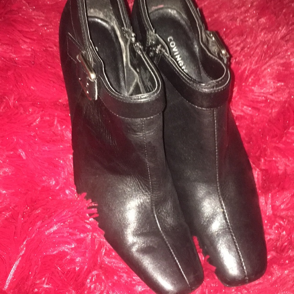 Black Leather Bootie !